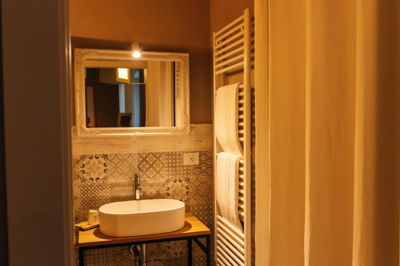 Agriturismo Agli Ulivi Салуцо Екстериор снимка
