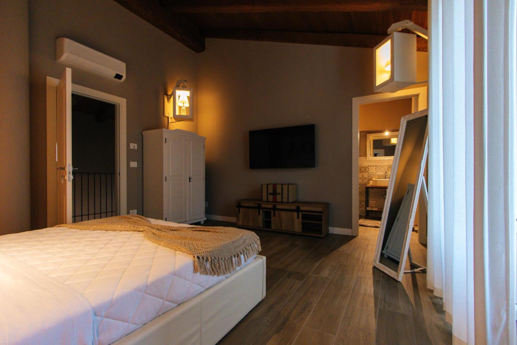 Agriturismo Agli Ulivi Салуцо Екстериор снимка